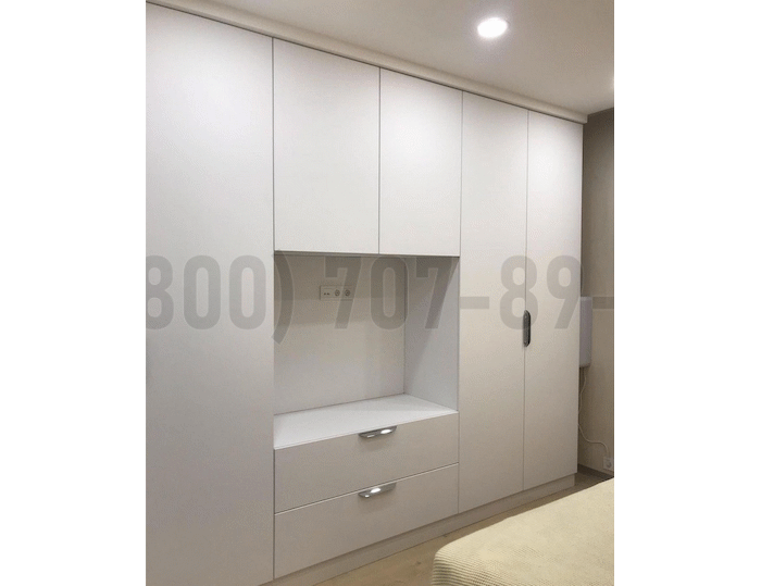 Шкаф с нишей под телевизор в Голицыно
